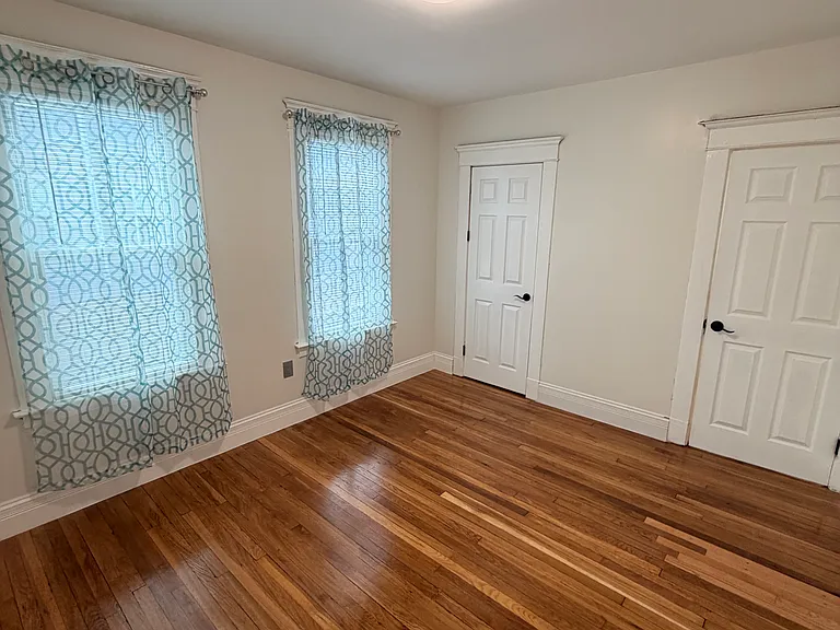 69 Elizabeth St #1 — Photo 8