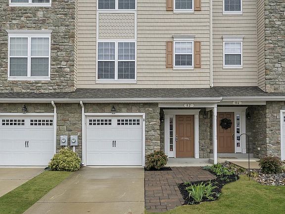 2nd image of 82 Backstretch Way