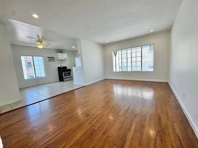 3419 Club Dr — Photo 20
