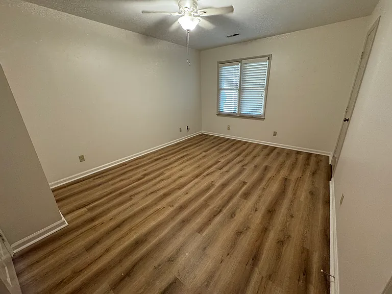 5432 Sharpe Dr — Photo 7
