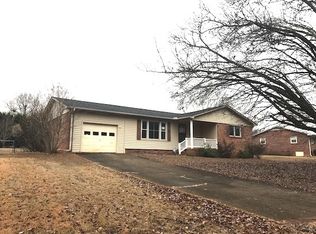 306 Meadowbrook Dr, Anderson, SC 29626