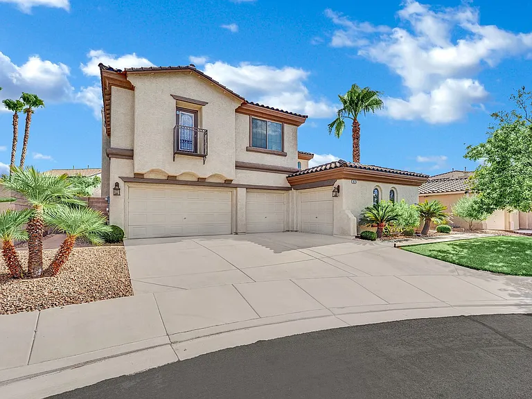 875 Chaste Ct — Photo 2