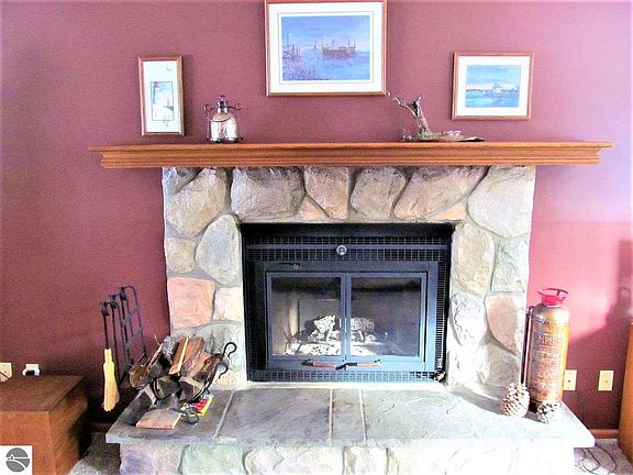 4th image of 2303 Black Forest Ln
