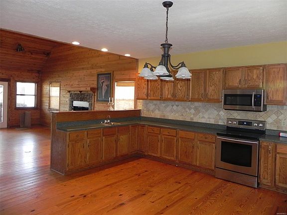 3rd image of 772 Tawassee Pointe Dr