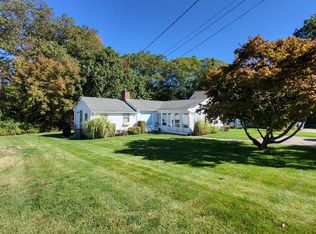 92 Bourne Ave, Wells, ME 04090