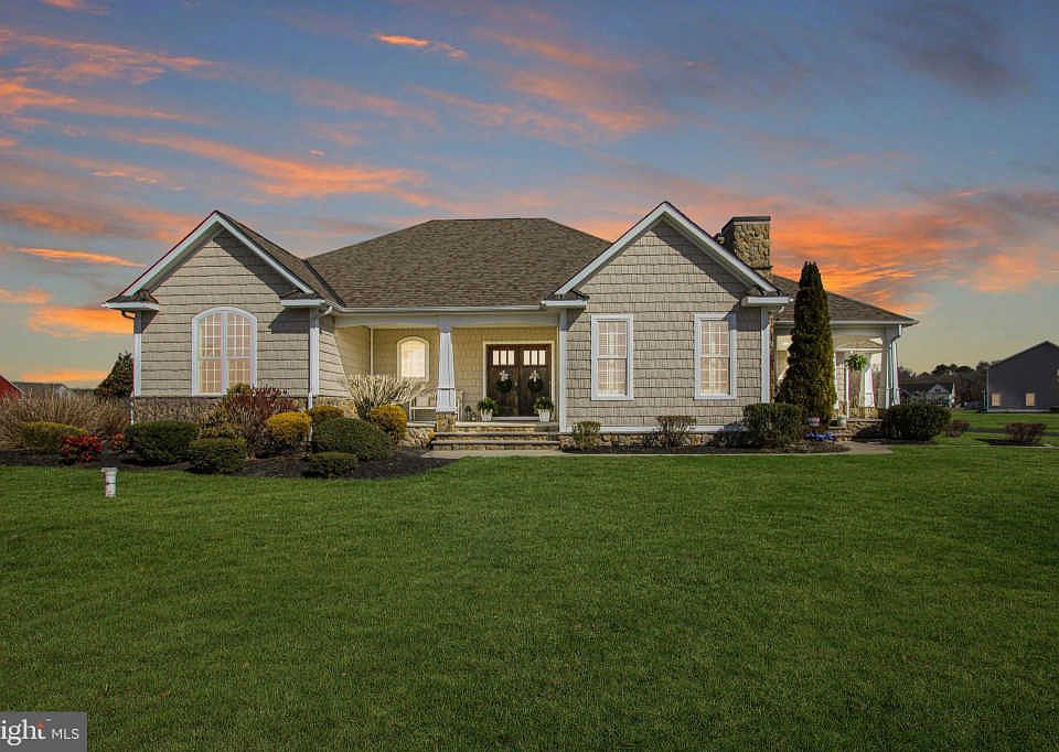 1st image of 24969 Cypress Dr