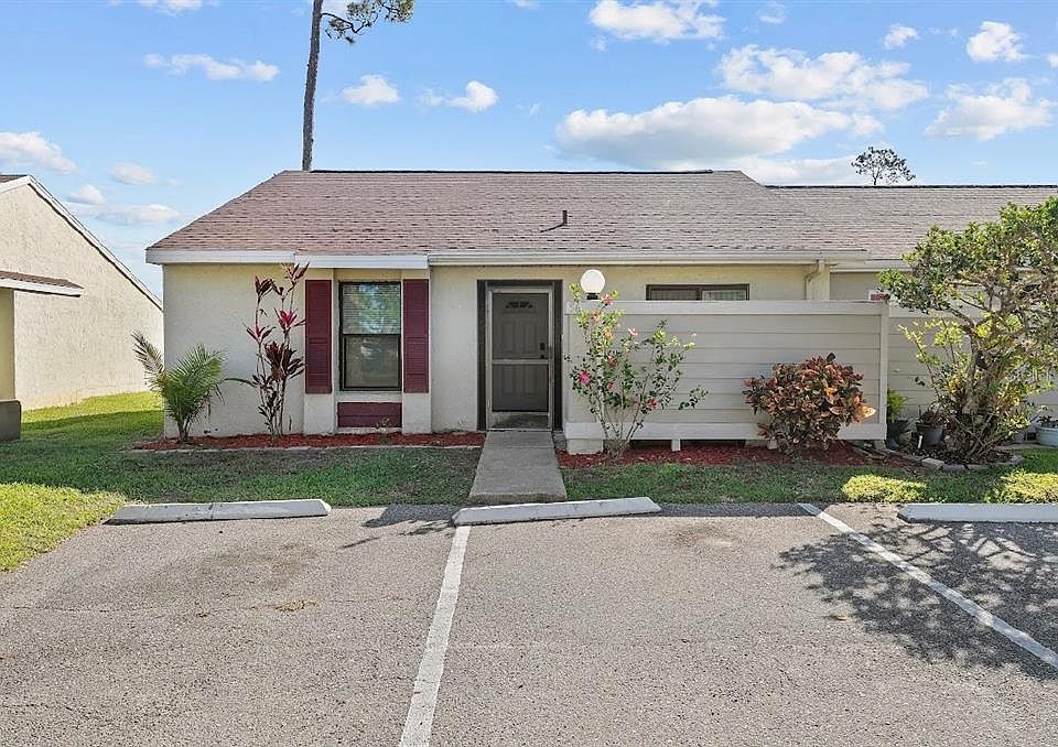 1st image of 56 Pine Island Cir