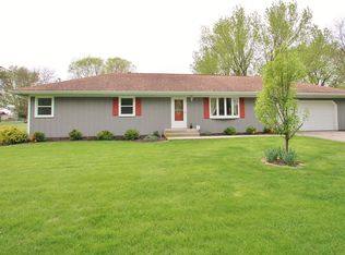 1247 Latham Rd, Rockford, IL 61103