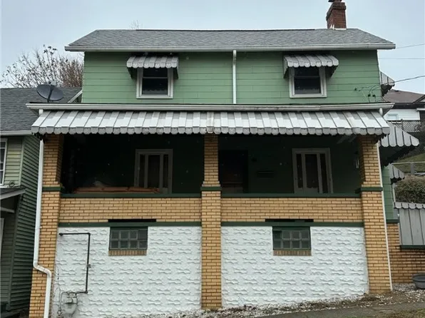 263 Siberian Ave, Leechburg, PA 15656