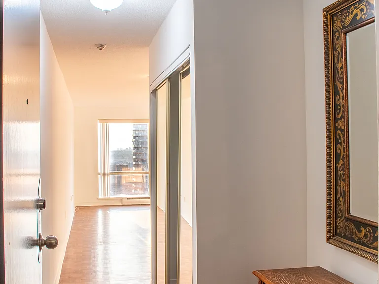 1001 Bay St #3403 — Photo 11