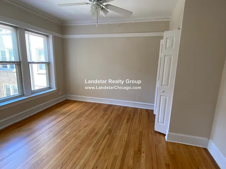 1967 W Foster Ave #3 — Photo 10