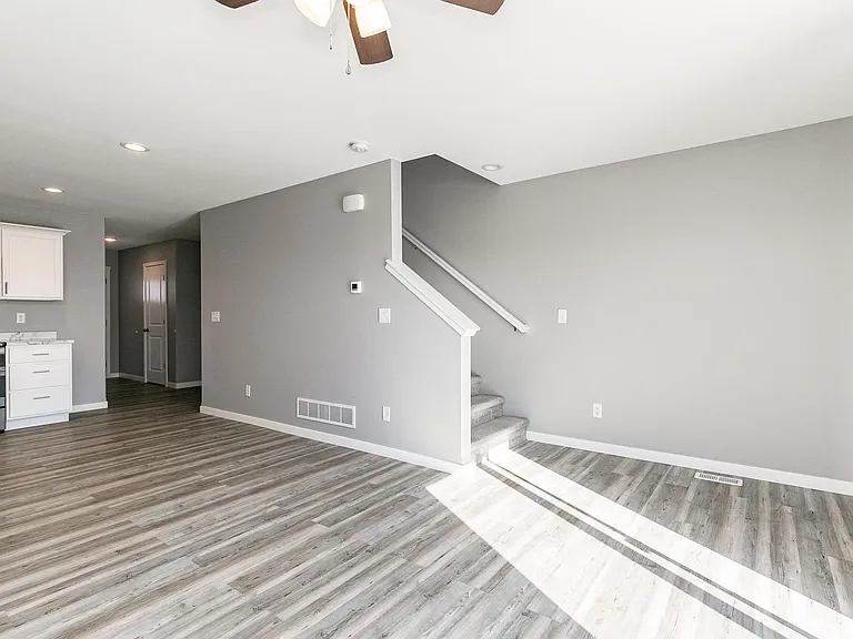 3055 Ruffian Rd — Photo 2