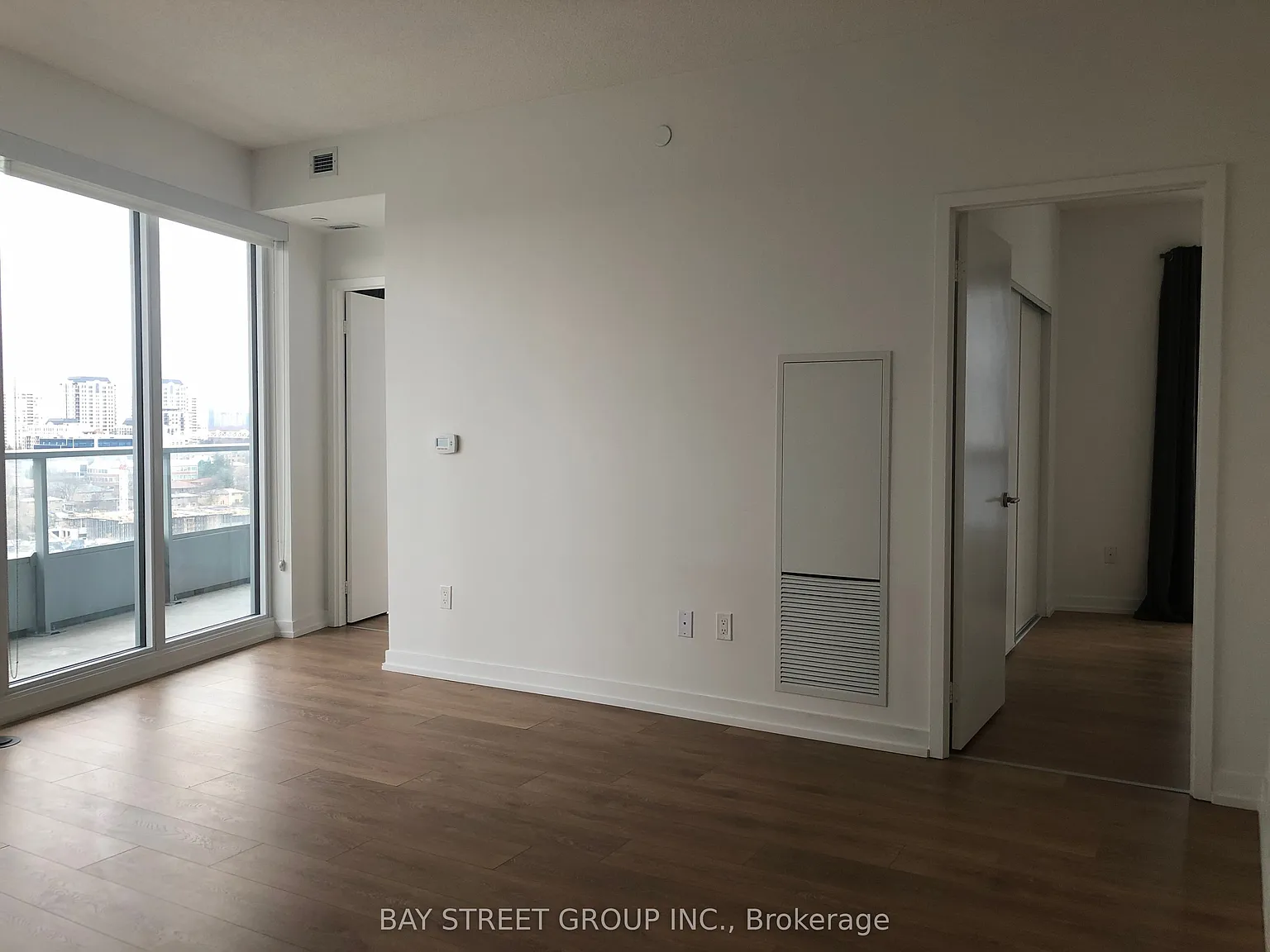 2 bed, $2,850 — Photo 4