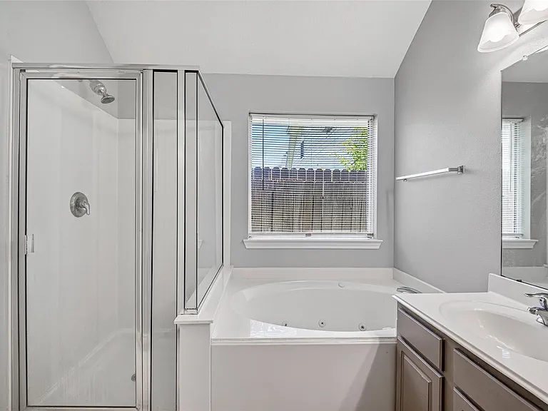 12015 Cottage Elm Ct — Photo 27