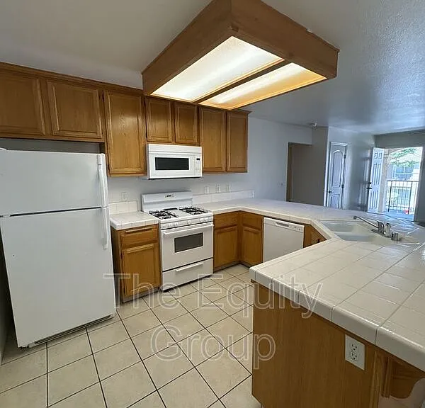2822 N Zachary St — Photo 8