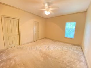 4240 Dodson Ave #B, Baton Rouge, LA 70808