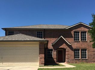 424 Ridge Dr, Justin, TX 76247