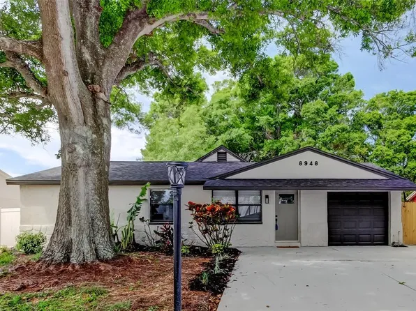 8948 85th St, Seminole, FL 33777