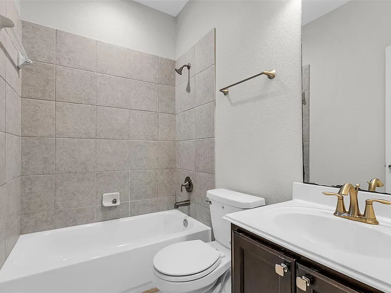 1510 Bella Garden Ct — Photo 17