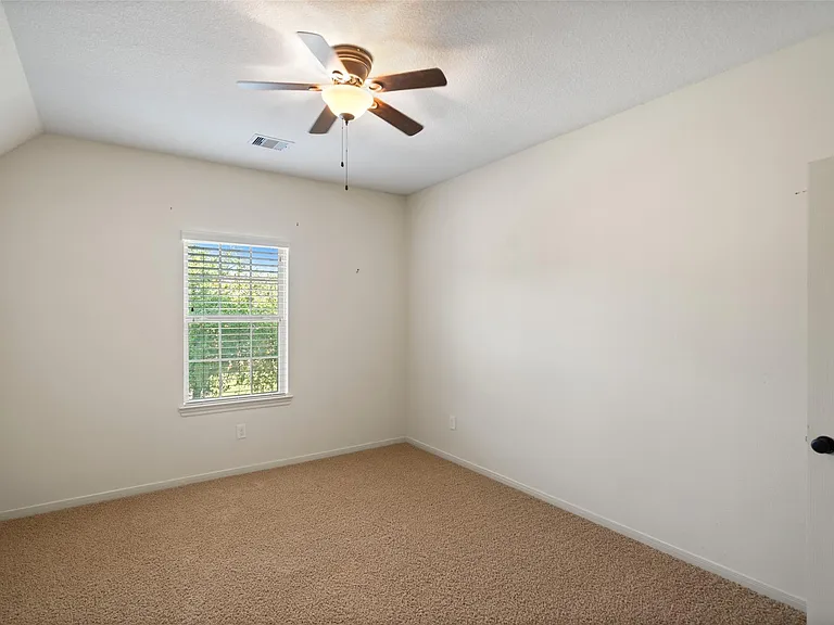 14318 Red Creek Cove Ln — Photo 38