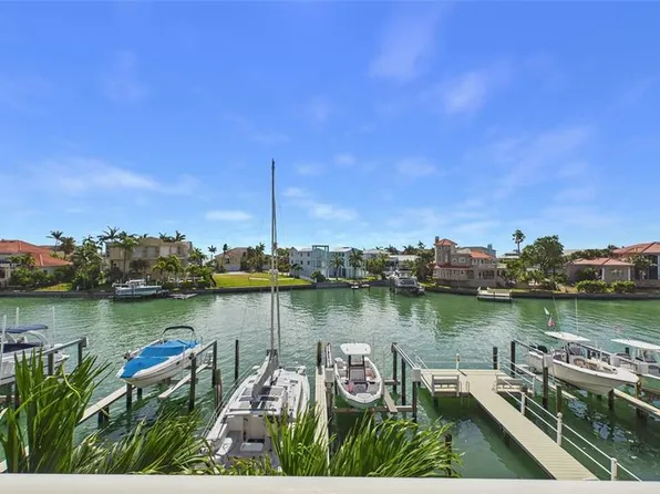 323 Madeira Cir, Tierra Verde, FL 33715