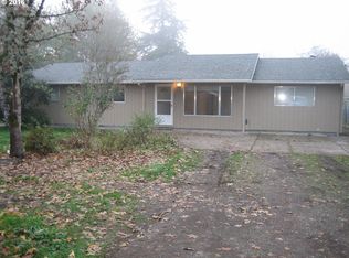 132 Dixon Ave, Molalla, OR 97038