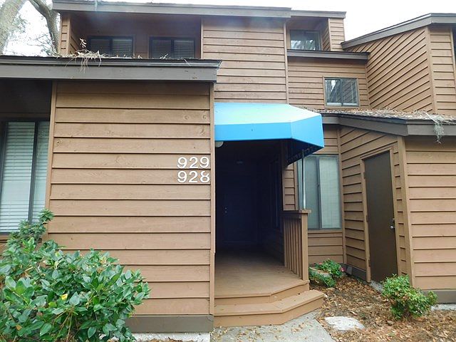 1st image of 928 Wimbledon Dr