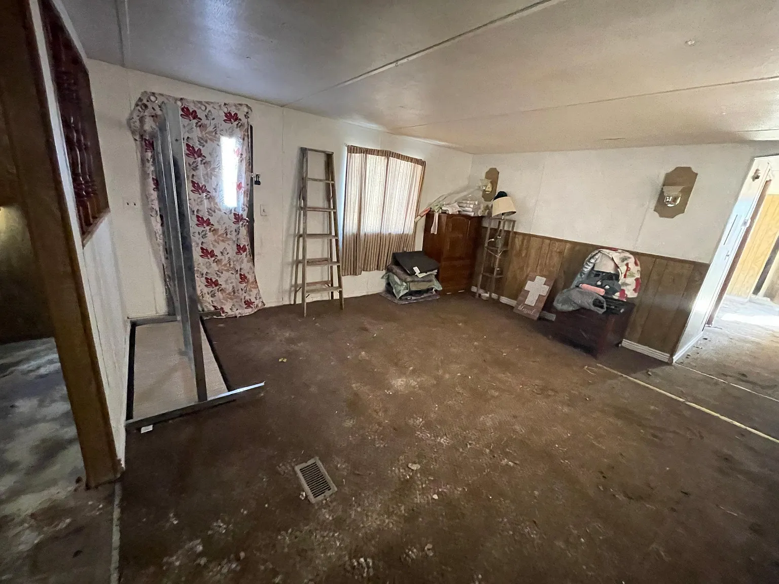 2 bed, 1000 sqft, $595 — Photo 2