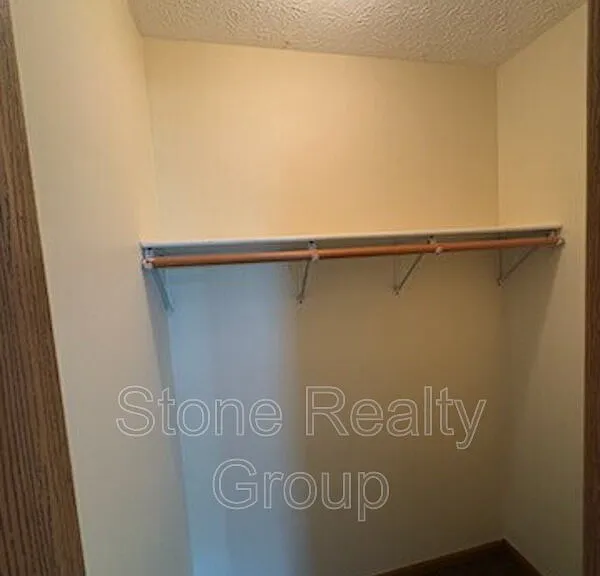 677 N 25th St — Photo 5