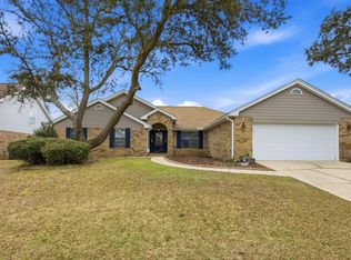 2810 Lee Trevino Ct, Shalimar, FL 32579