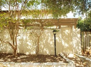 2210 Del Curto Rd, Austin, TX 78704