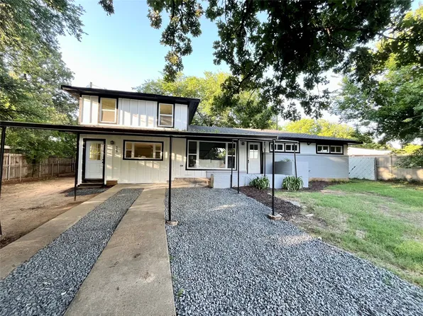 319 Belle St, Bedford, TX 76022