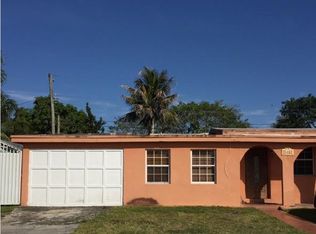 11461 SW 42nd Ter, Miami, FL 33165