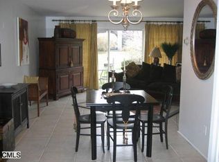 79 Courtland Ave APT 7, Stamford, CT 06902