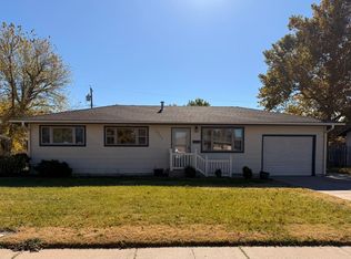 5951 Hemlock Dr, Great Bend, KS 67530