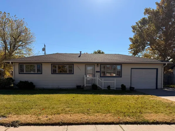 5951 Hemlock Dr, Great Bend, KS 67530