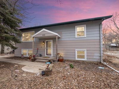 1021 Rice Dr, Vermillion, SD, 57069