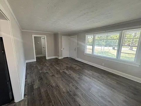 2 bed, 1.0 bath, 1100 sqft, $950 — Photo 4