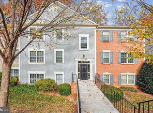 20249 Shipley Ter APT 301, Germantown, MD 20874