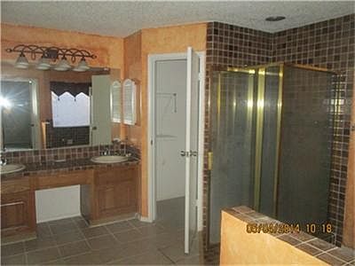 5th image of 3131 Jewel Ann St