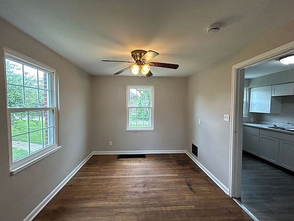 3rd image of 1310 Chardon Ct