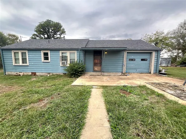 607 School St, Elmore City, OK 73433