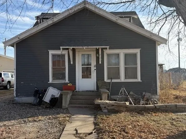 204 Kelsey St, Gibbon, NE 68840