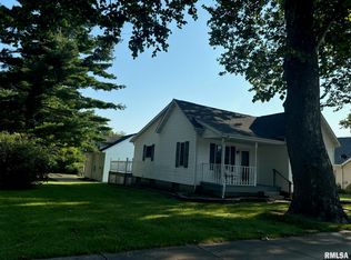 502 Jefferson St, Pawnee, IL 62558