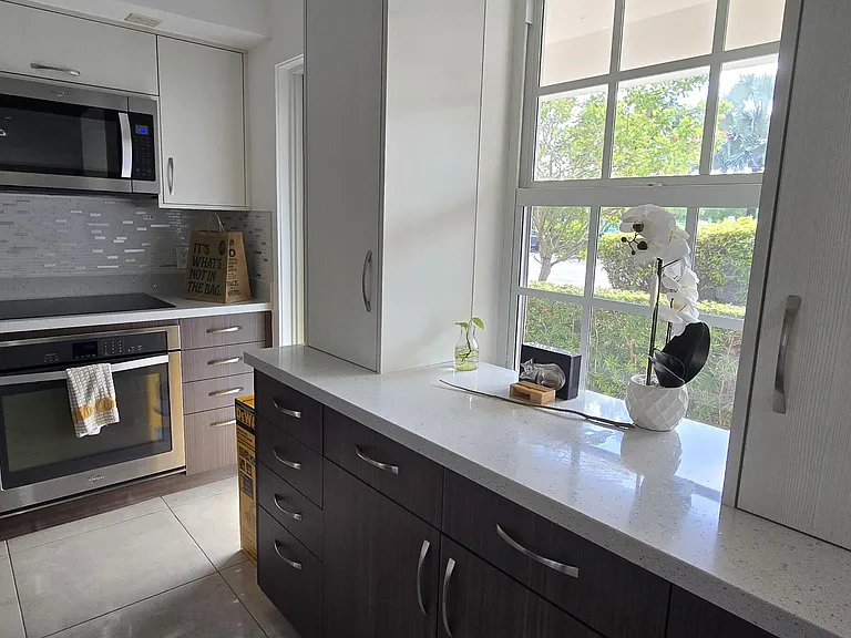 3300 N Palm Aire Dr #109 — Photo 3