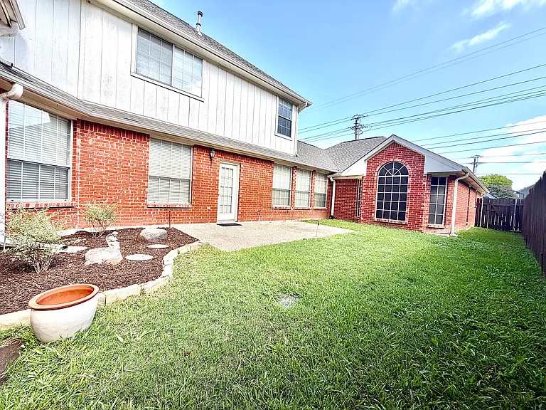 4251 Millview Ln — Photo 25