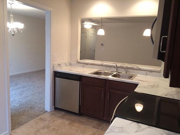 5th image of 6826 Village Green Dr