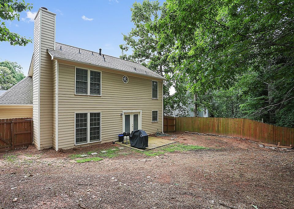 2nd image of 4966 Wynhurst Way