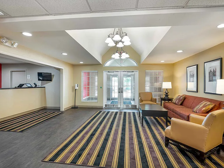 Lobby and Guest Check-in