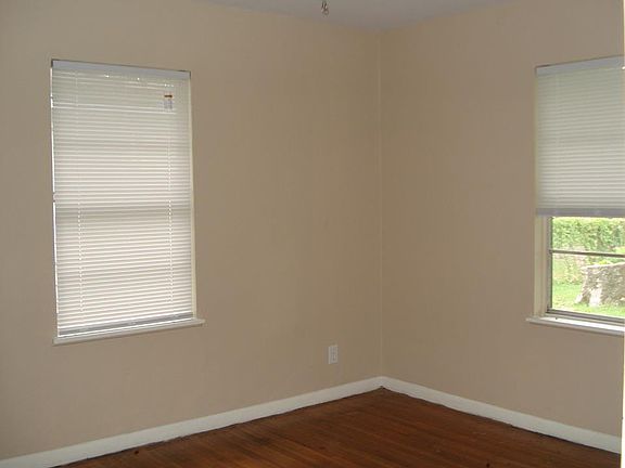 4th image of 1308 Andrea Dr